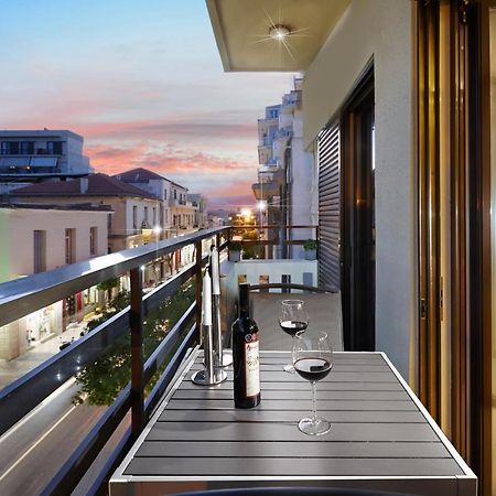 Armi Luxury Apartment In The Heart Of The City Ханя Екстериор снимка