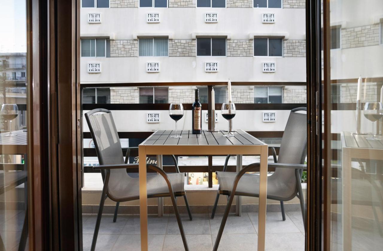 Armi Luxury Apartment In The Heart Of The City Ханя Екстериор снимка