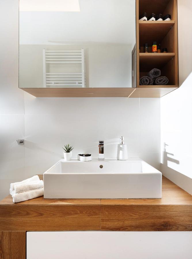 Armi Luxury Apartment In The Heart Of The City Ханя Екстериор снимка